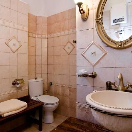 Ξενοδοχείο Polydrosos 2*